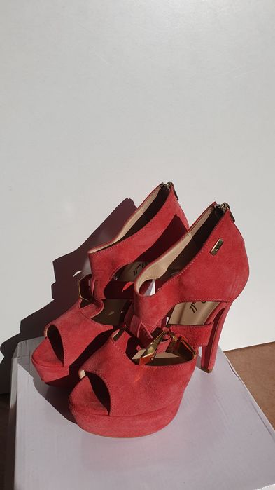 NEW Heel Strap Sandals- Pink High Heel Sandals - Size 37