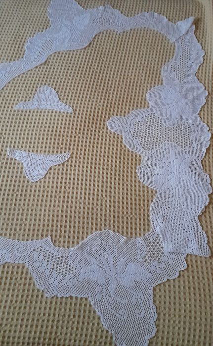 Renda manual aplicar em lençol com 2,70 m e fronhas - Nova