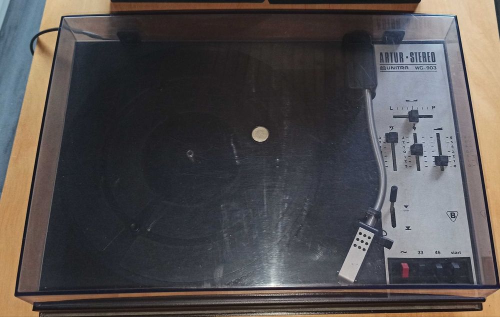 Gramofon UNITRA Artur WG 903