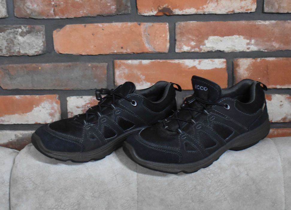 Ecco buty trekkingowe Light IV Gore-tex czarne oryginał super stan 39
