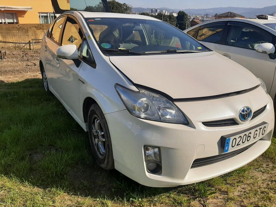 Calíper De Freio Traseiro Direito Toyota Prius