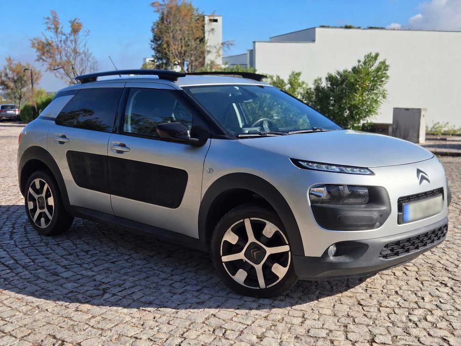 Citroën C4 Cactus 1.2 PureTech 110 Automático — photo 2