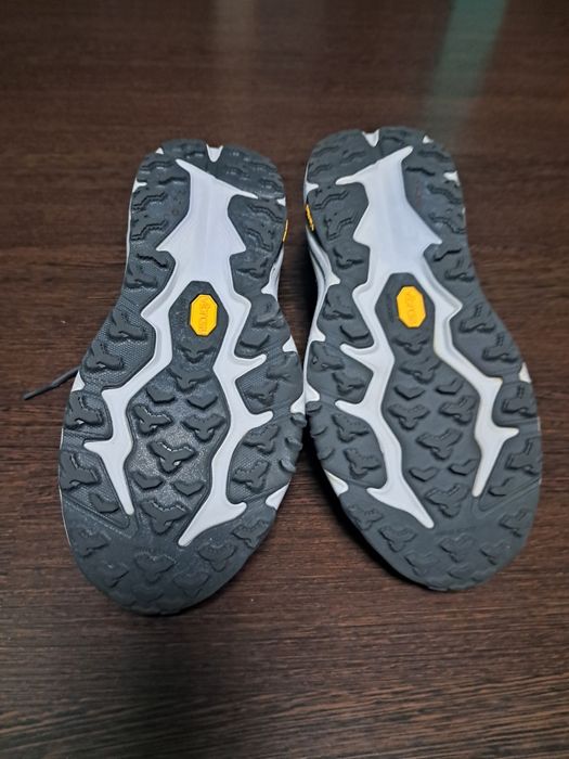 Трекінгові кросівки HOKA  SPEEDGOAT 6  GTX  р 42  26.5см