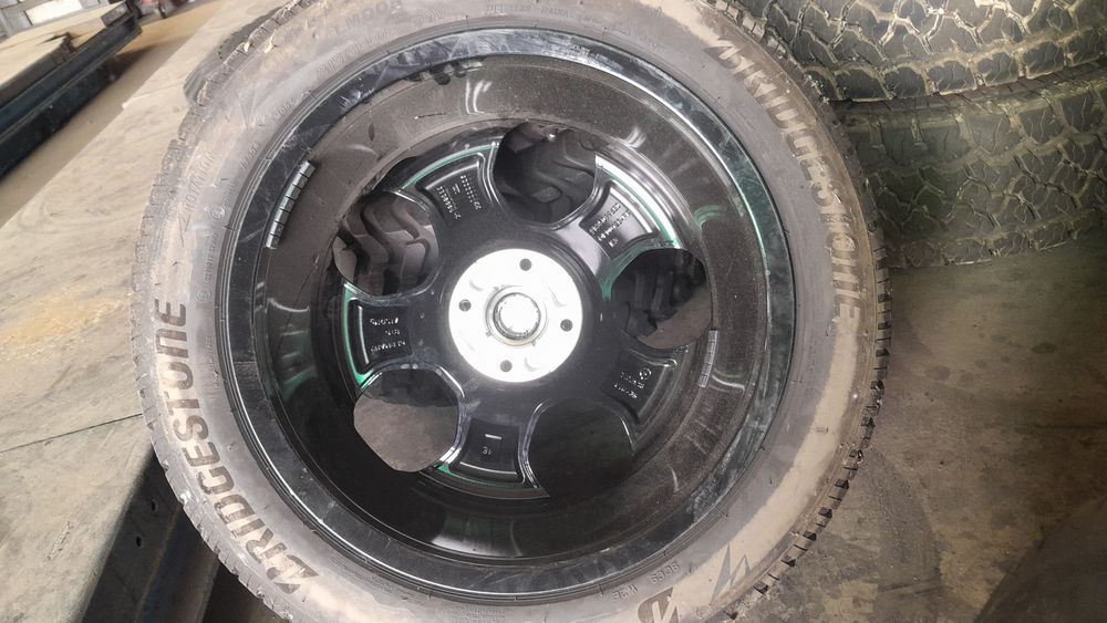 Jante 18 com pneu  opel moka 5x130