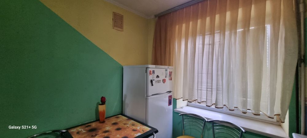 Гарна квартира на Таврійському.  Будинок цегла . Автономне опалення .