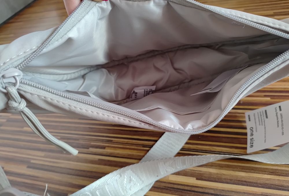 Nerka Crossbody Kubota