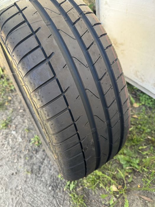 Новая Резина лето R17 225/50 2024 год