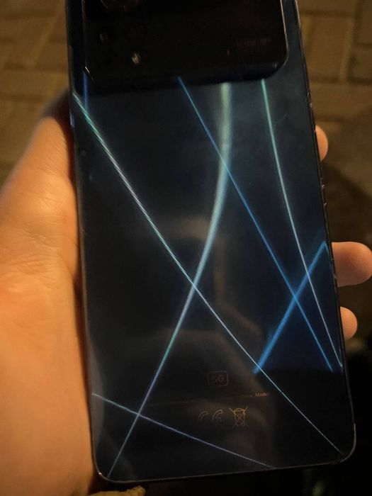 Продам поко x4 pro