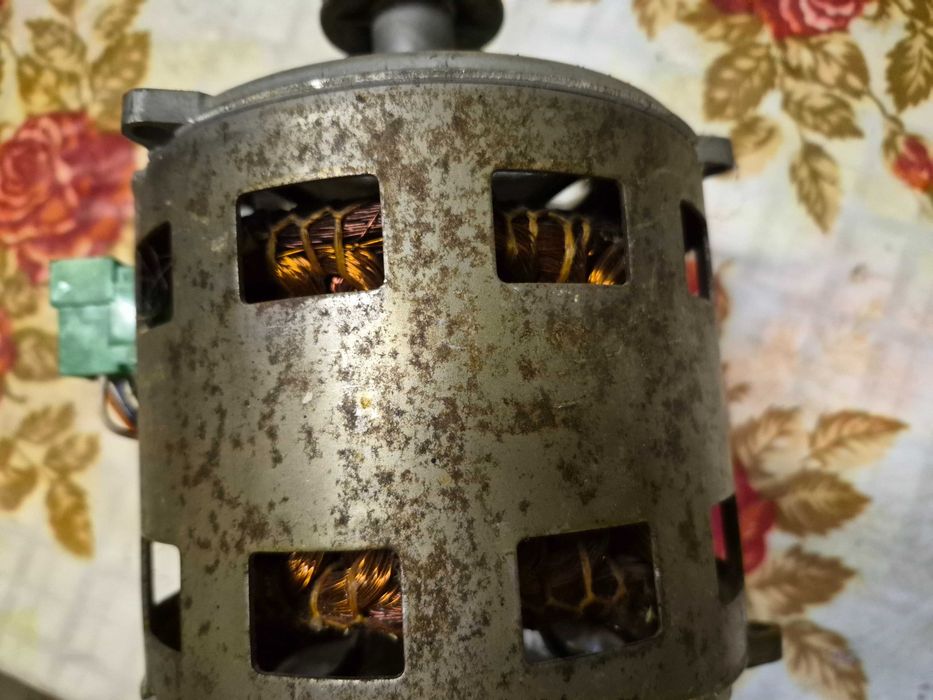 Запчастини Мотор від пралки ARDO