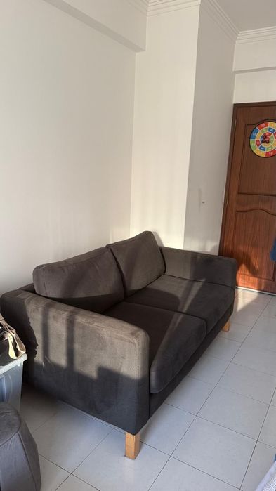 Sofá de 2 lugares
