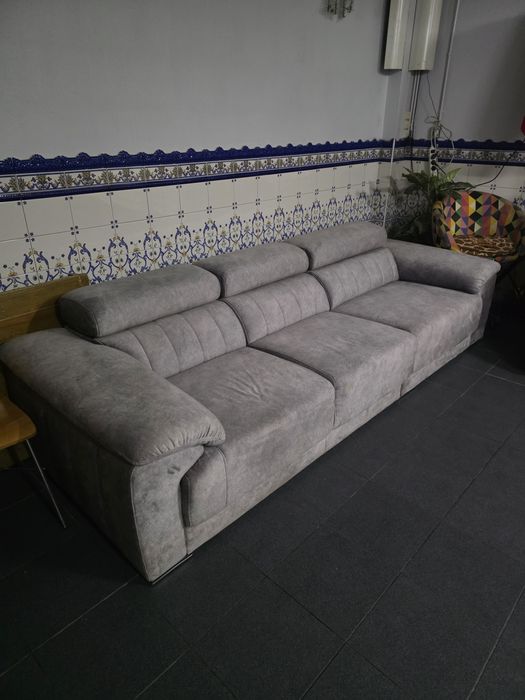 Sofa 3 lugares em cinza