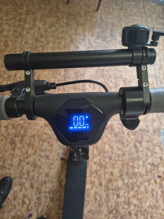 Електросамокат YooBee MK042 Long 350W 8,5" 10 Аh