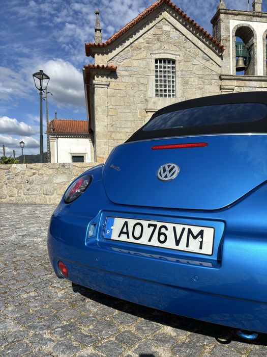 VW Beetle Cabrio 1.9TDI de 2004 - Excelente estado