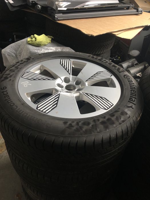 Диск Ауді Етрон R19,Audi E-Tron диск R19