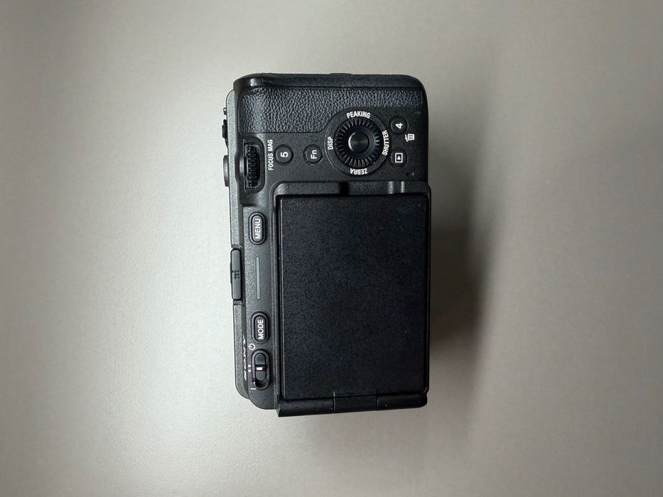 Sony FX30 como nova e mais 2 baterias