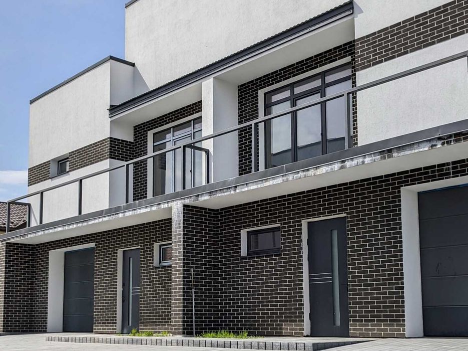 Продаж котеджу у с. Солонка, вул. Кн. Романа БЕЗ КОМІСІЇ