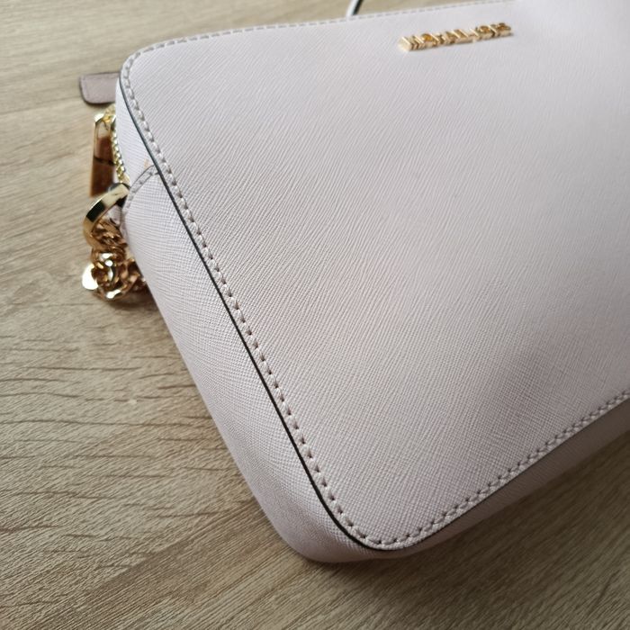 Крос-боді сумка від Michael Kors Pink Jet set