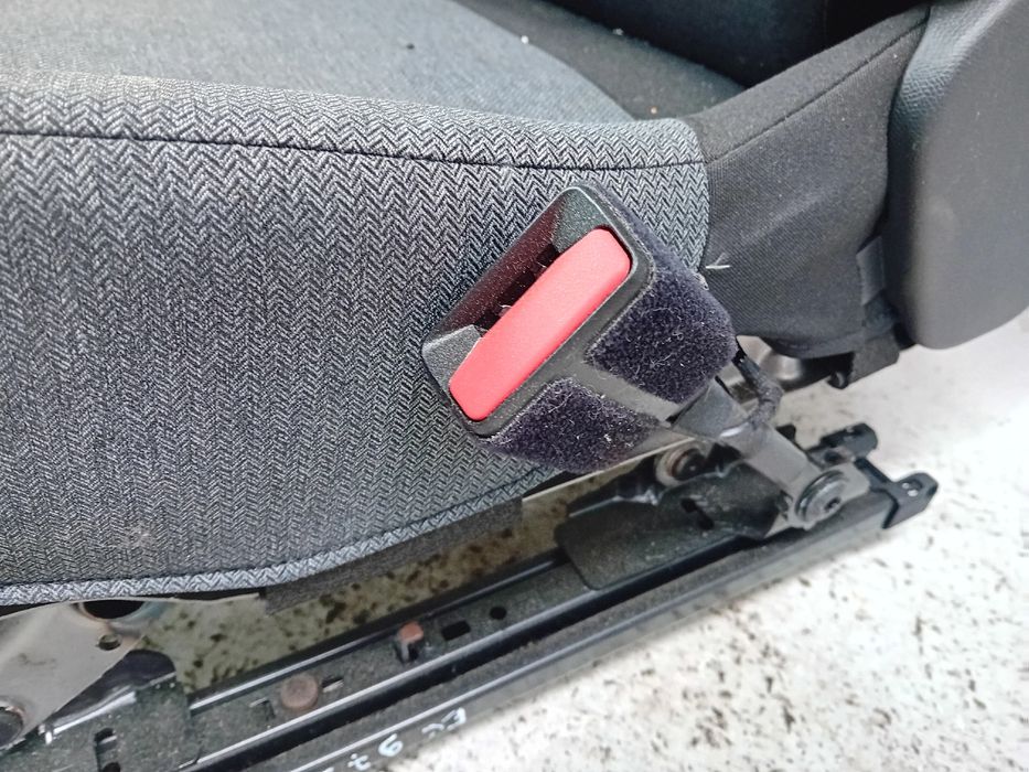 Banco frente direito CITROËN C4 III