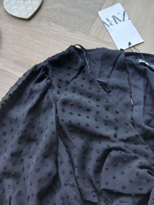 Czarny efektowny krótki kombinezon głęboki dekolt Zara M / 38