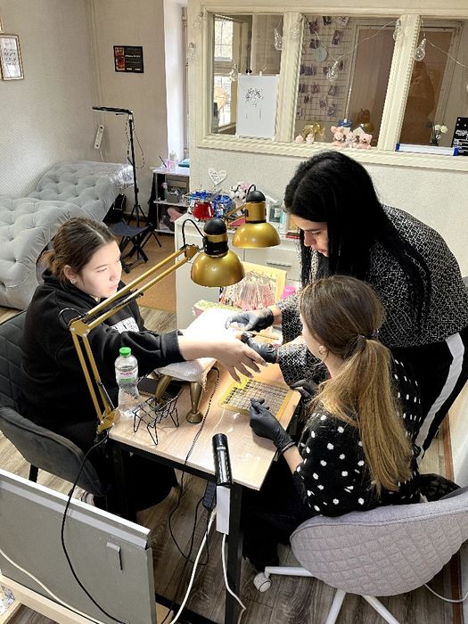 Базовий курс з нуля:комбі манікюр,покриття гель лак,корекція,нарощення