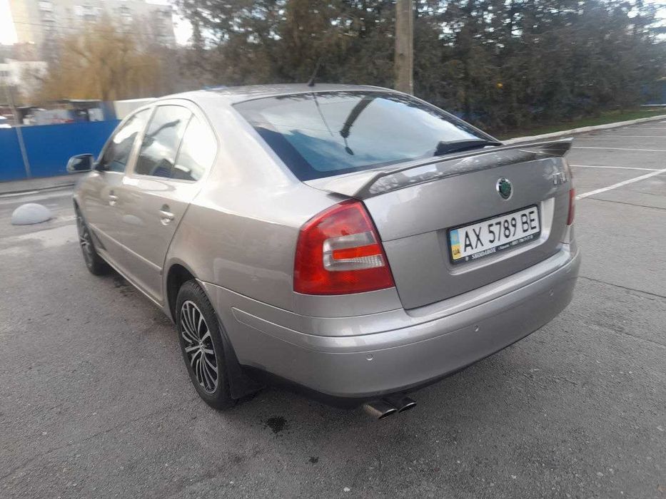 Skoda Octavia A5 1.6 MPI 6MT