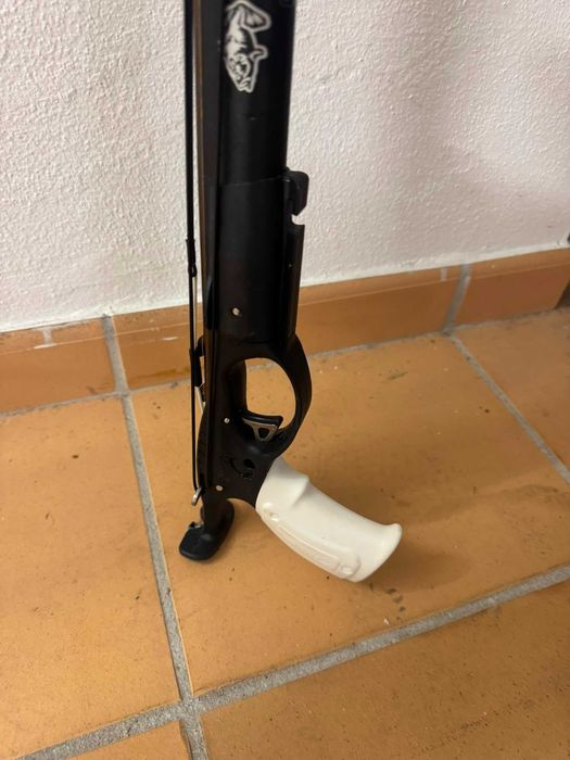 Armas caça submarina H Dessault Eagle 100+90+65