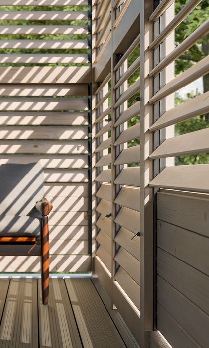 Stalowy mechanizm, ruchome deseczki. System shutters metalowy