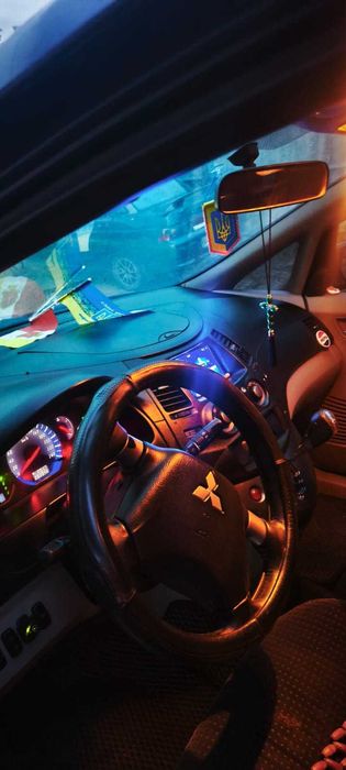Mitsubishi Grandis 2006 VIN JMBLRNA4W7Z000465 фото оголошення 11 з 15