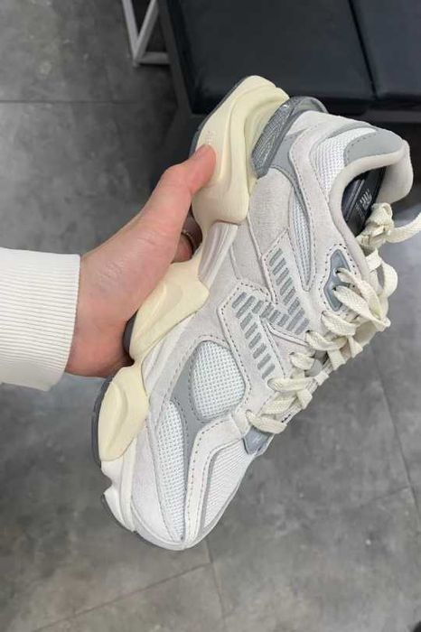 New Balance 9060 Beige Grey Silver R.45 29cm