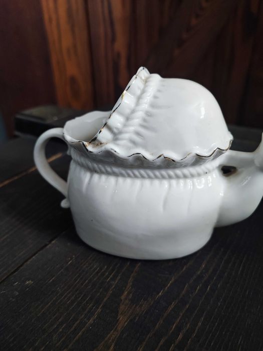 Ceramiczna konewka ozdobna