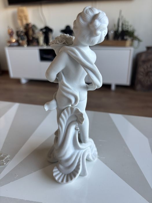 Figura Primavera Vista Alegre – Coleção 4 Estações do Ano | Porcelana Biscuit