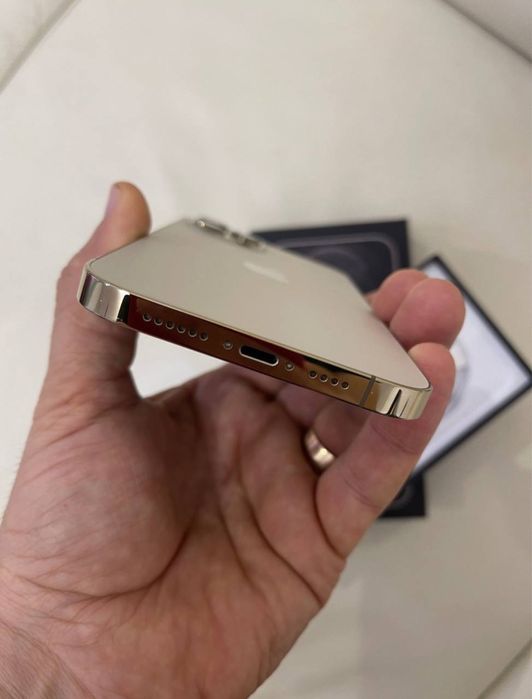 Продаю iPhone 12 Pro Max