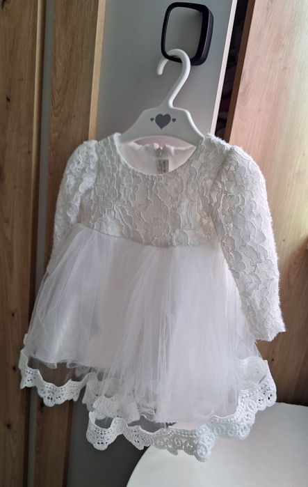 Sukienka na Chrzest Święty 68 cm