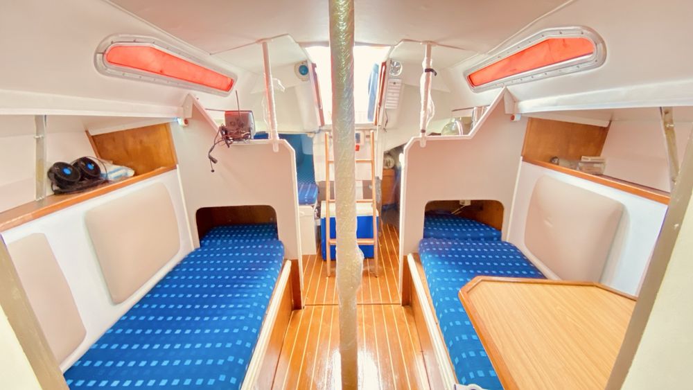 Яхта Colvic UFO 27