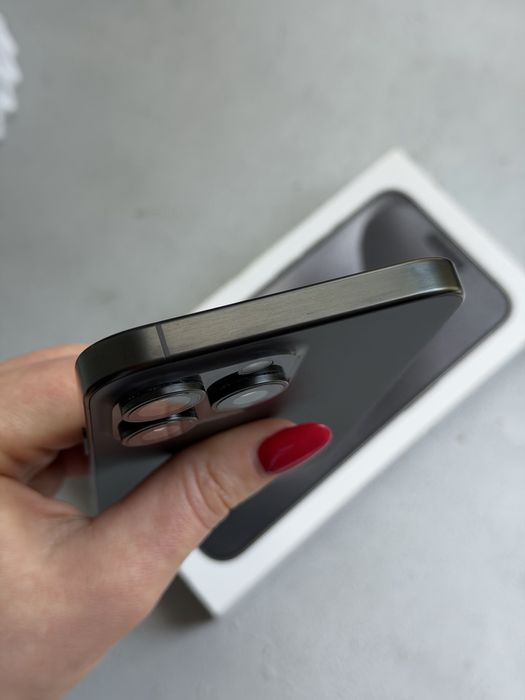 Apple iPhone 15 Pro Max 256GB Black. Neverlock. Esim