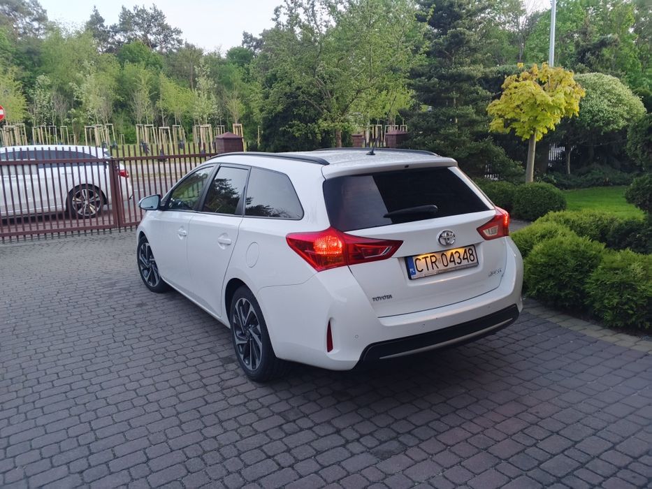 Toyota Auris stan idealny