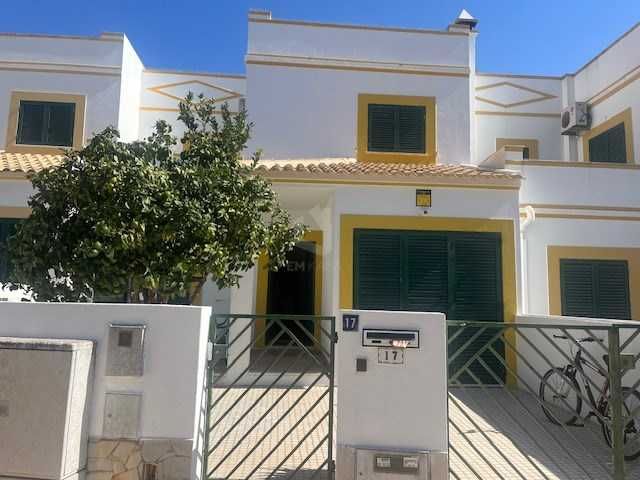 Moradia de 3 quartos em Altura