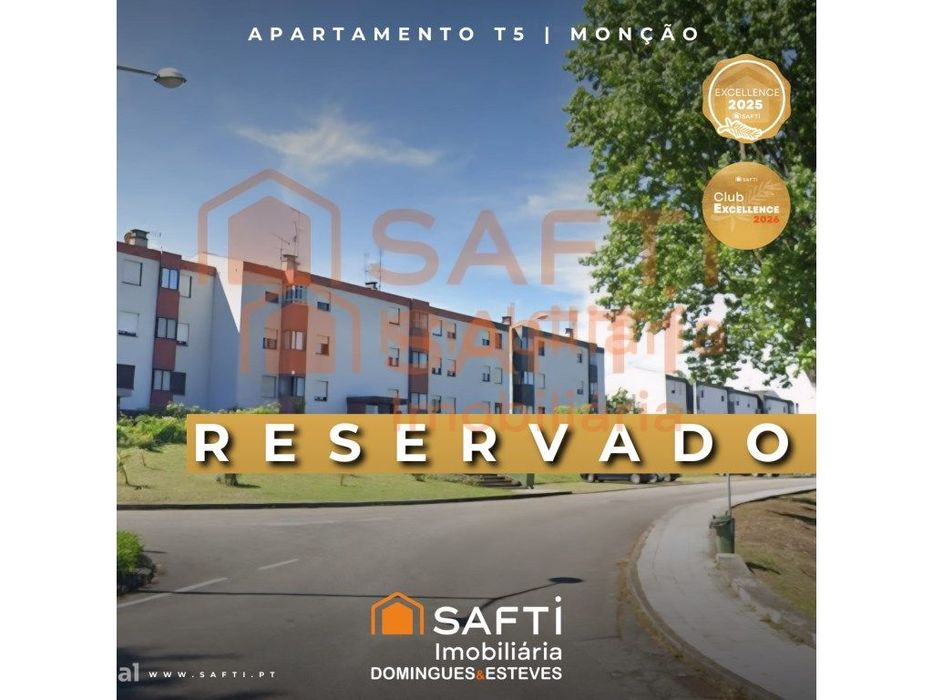 Apartamento T5, em excelente localização