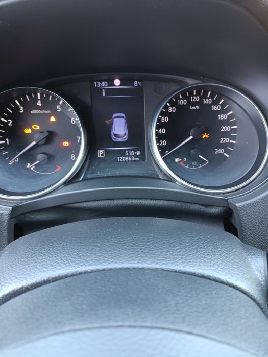 Nissan Qashgai j11 2018  года бензин 2.0 ,автомат,полный привод,