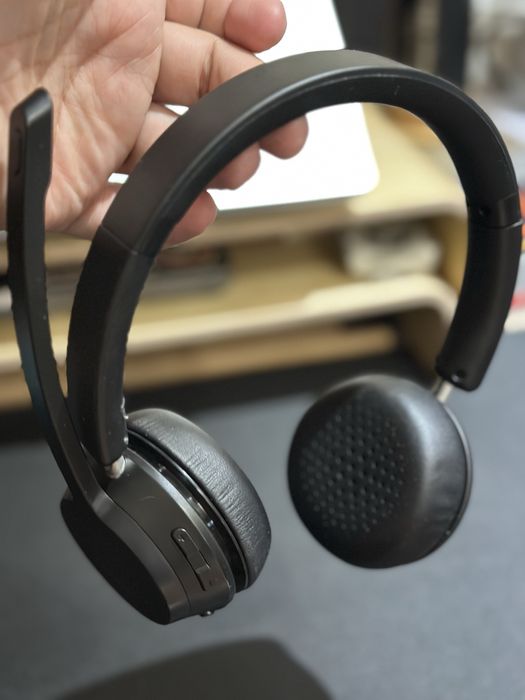 Headset Qilive q.3429 com base carregamento