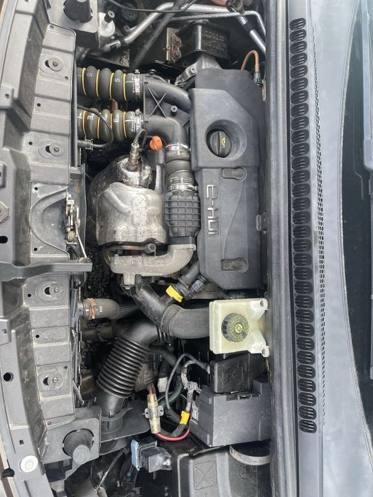 Peugeot 3008.                                        .