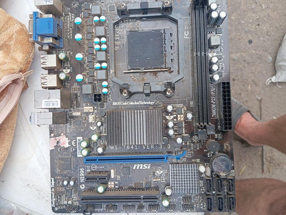 Материнская плата MSI MS-7641 (sAM3+, AMD 760G)
