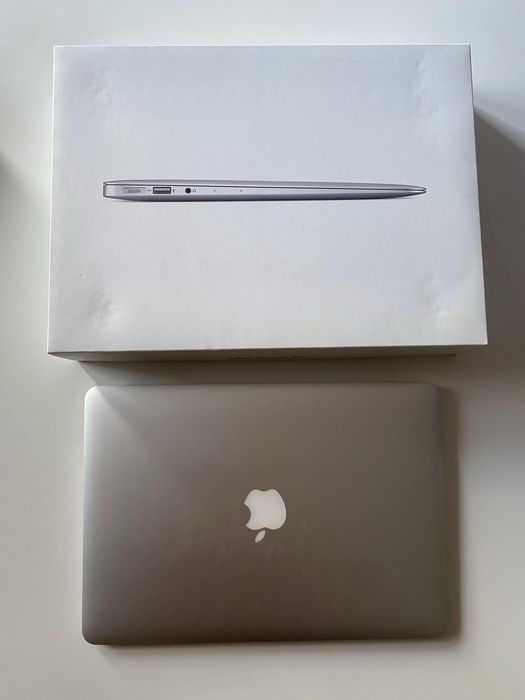 MacBook Air 13" (2015)434319399910133764