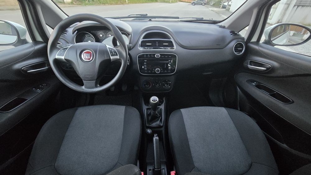 Fiat Punto 1.3 Multijet – Económico, Fiável e Pronto a Andar