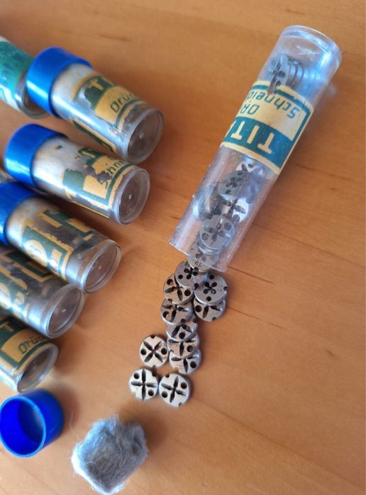 Плашка лерка  0,6 0,7 0,8 1,1 1,2 по 200 грн штука мітчик гюрінг