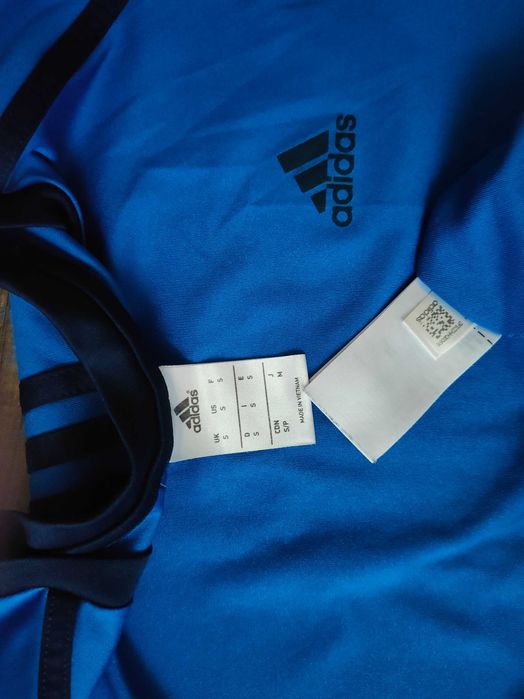 nowa sportowa koszulka ADIDAS