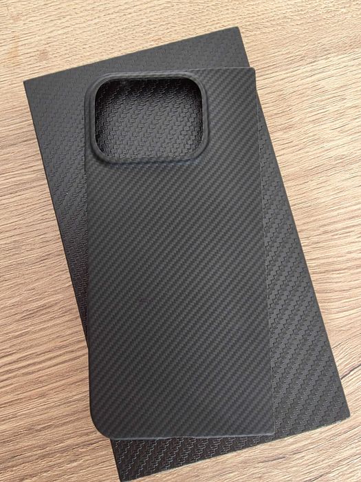 Etui Pixel 9 Pro Fold Aramidowe Bardzo Cienke Podobne do Pitaka, Thinborne Przód i Tył