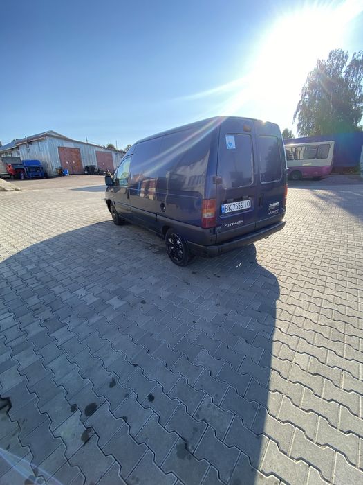 продам надійне авто