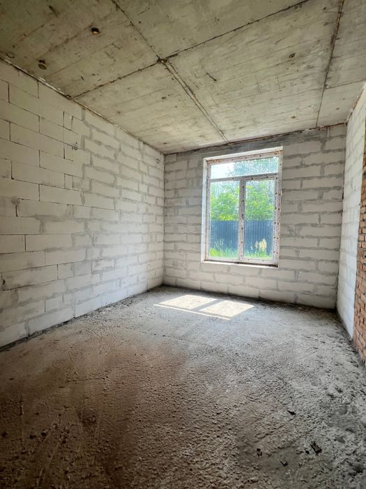 Будинок з гаражем + сховище! Білогородка