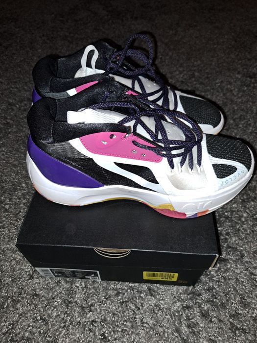 Nike Jordan zoom do koszykówki separete r.40
